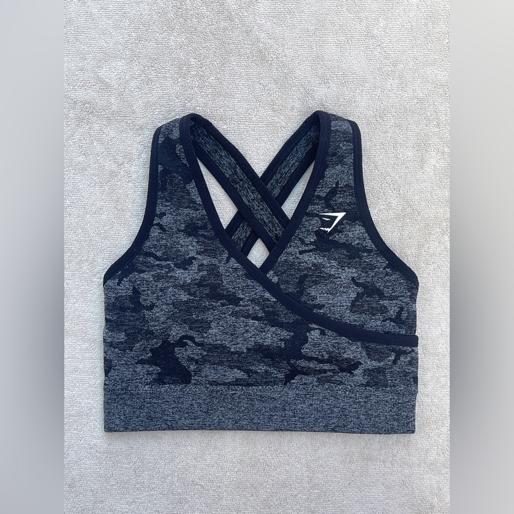 Gymshark Women's Camo Criss-Cross Back Sport Bra - Black & Gray Yoga Gym Pilates